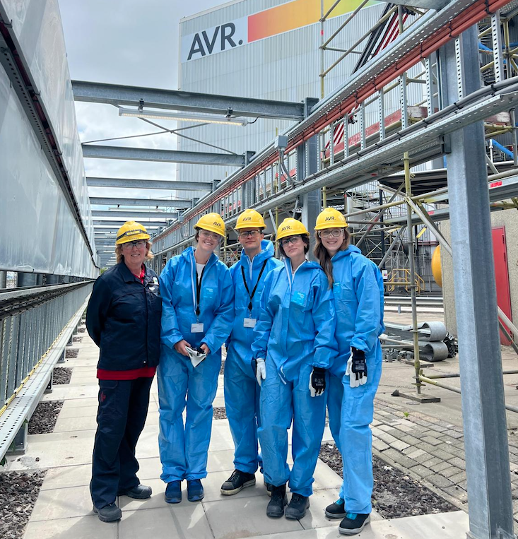 Trainees op bedrijfsbezoek bij AVR (Afval Verbranding Rijnmond)
